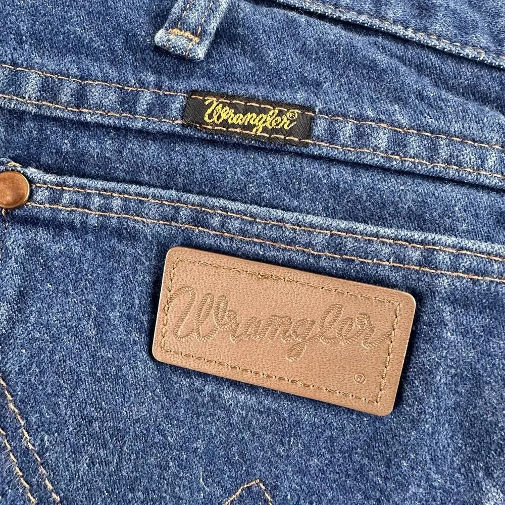 VTG Wrangler Jeans Mens 38x32 Blue Dark Wash All Cotton 13MWZ Made in USA - Picture 2 of 9